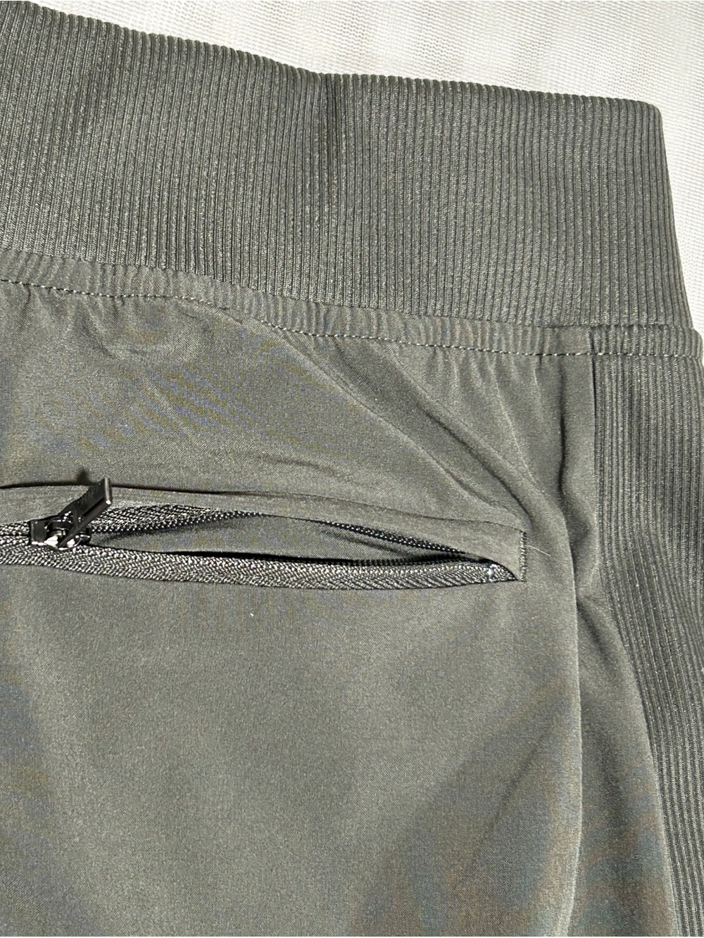 Athleta Women's Olive Green Straight-Leg Pants - Picture 8 of 8